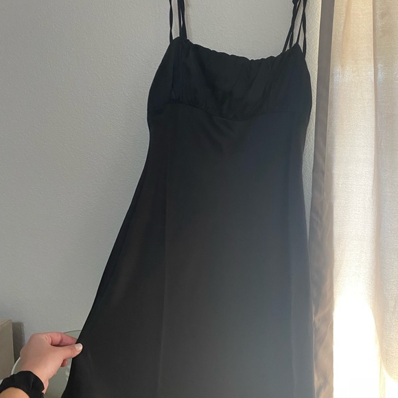 New, never worn black silk dress with scrunched - Picture 1 of 3